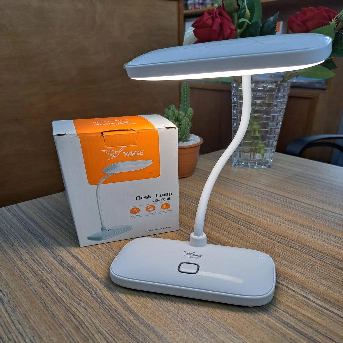 Rechargeable Desk Lamp YG-T035